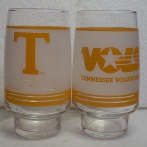 Set of 2 Vintage University of Tennessee Shell Oil Frosted Glasses 16 Ounce